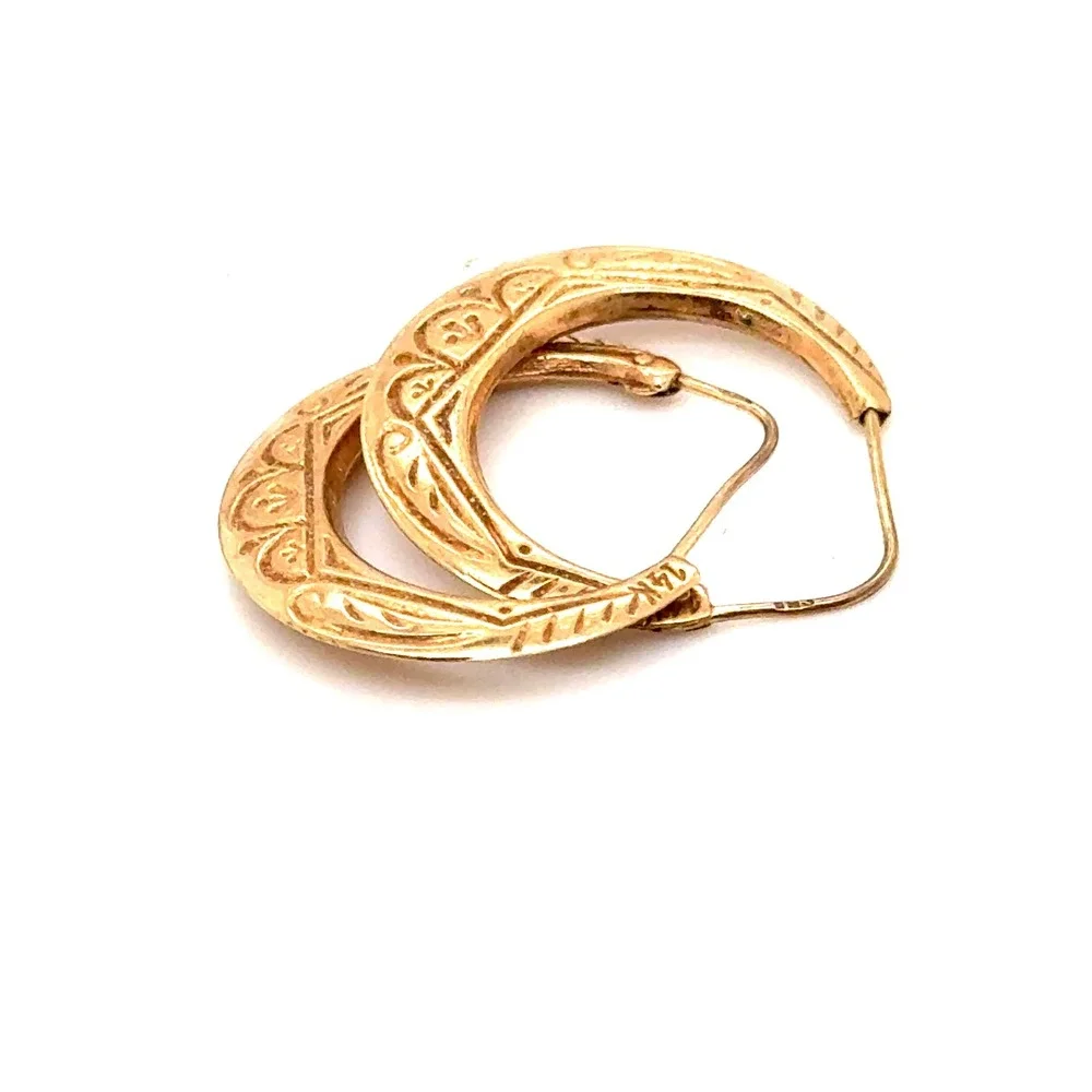14k Yellow Gold Etched Scroll Hoop Earrings 1.5g Latch Back Vintage Style